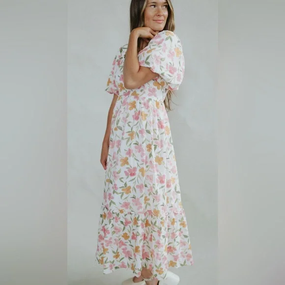 Shop Henly Dress - Picture 1 of 3